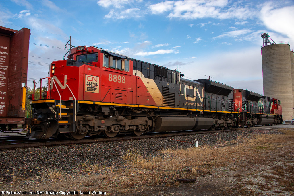 CN 8898